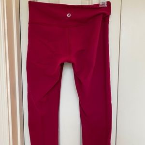 Lululemon wunder under crop deepest cranberry 4